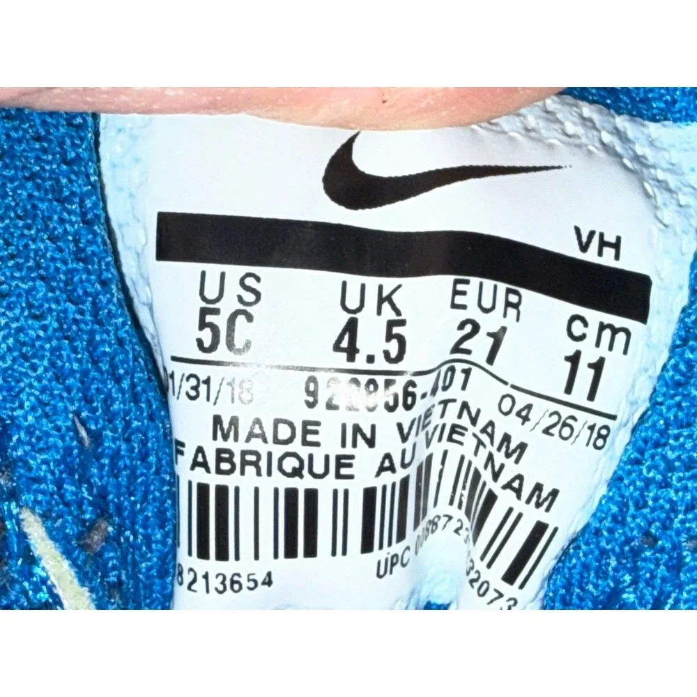 Nike Downshifter Size 5C Boys Sneakers Blue